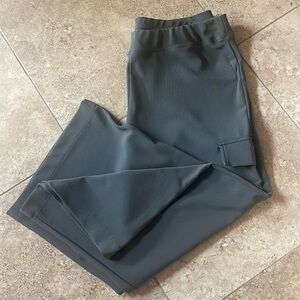 Boston Proper travel pants. Cargo/pockets. Excellent condition.